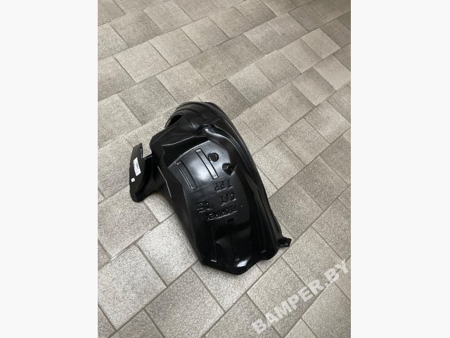 Защита арок передняя правая (подкрылок) Citroen C5 2001-2008